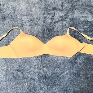 Knix WingWoman Bra size 44B